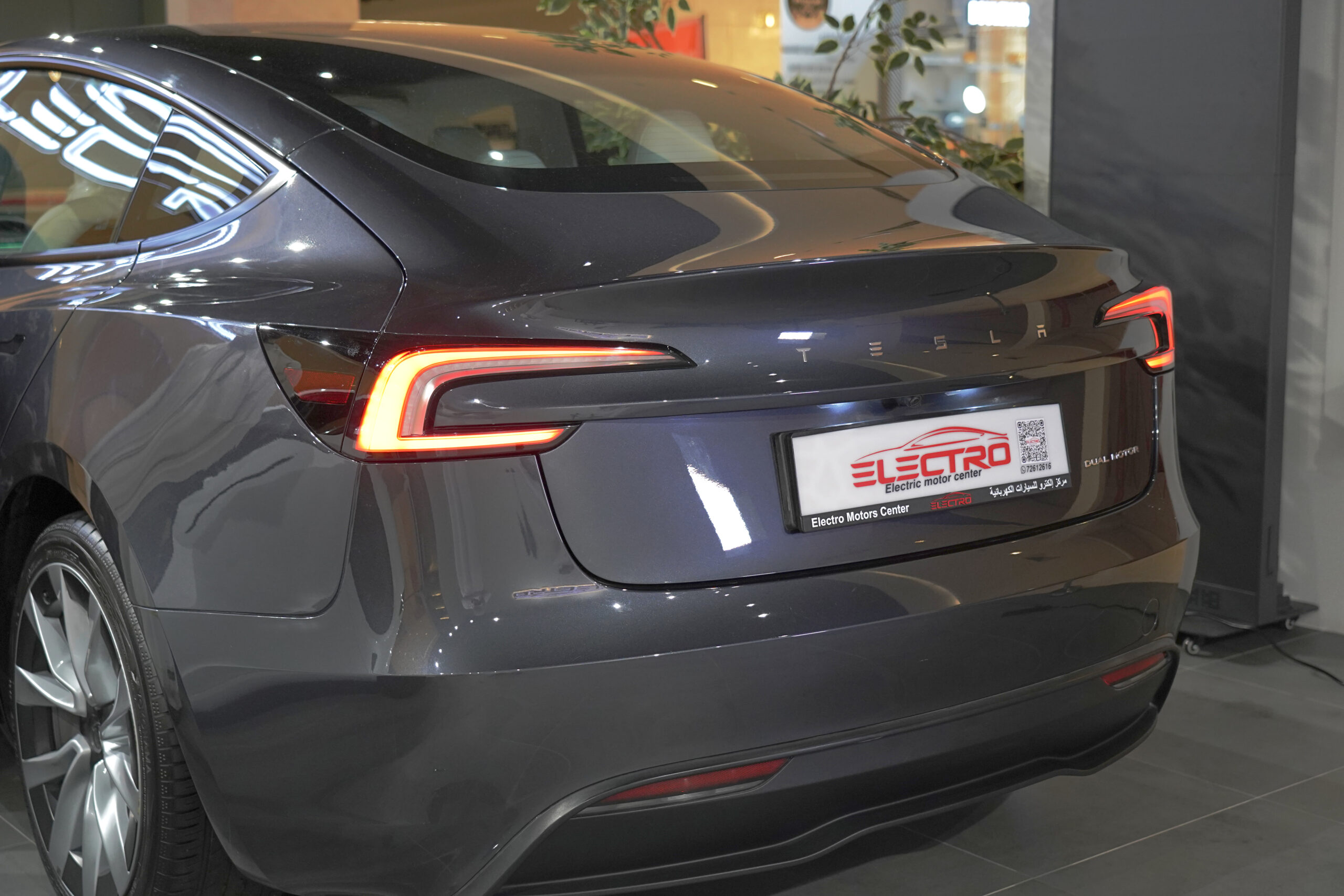 
										Tesla Model 3 2024 Long Range full									