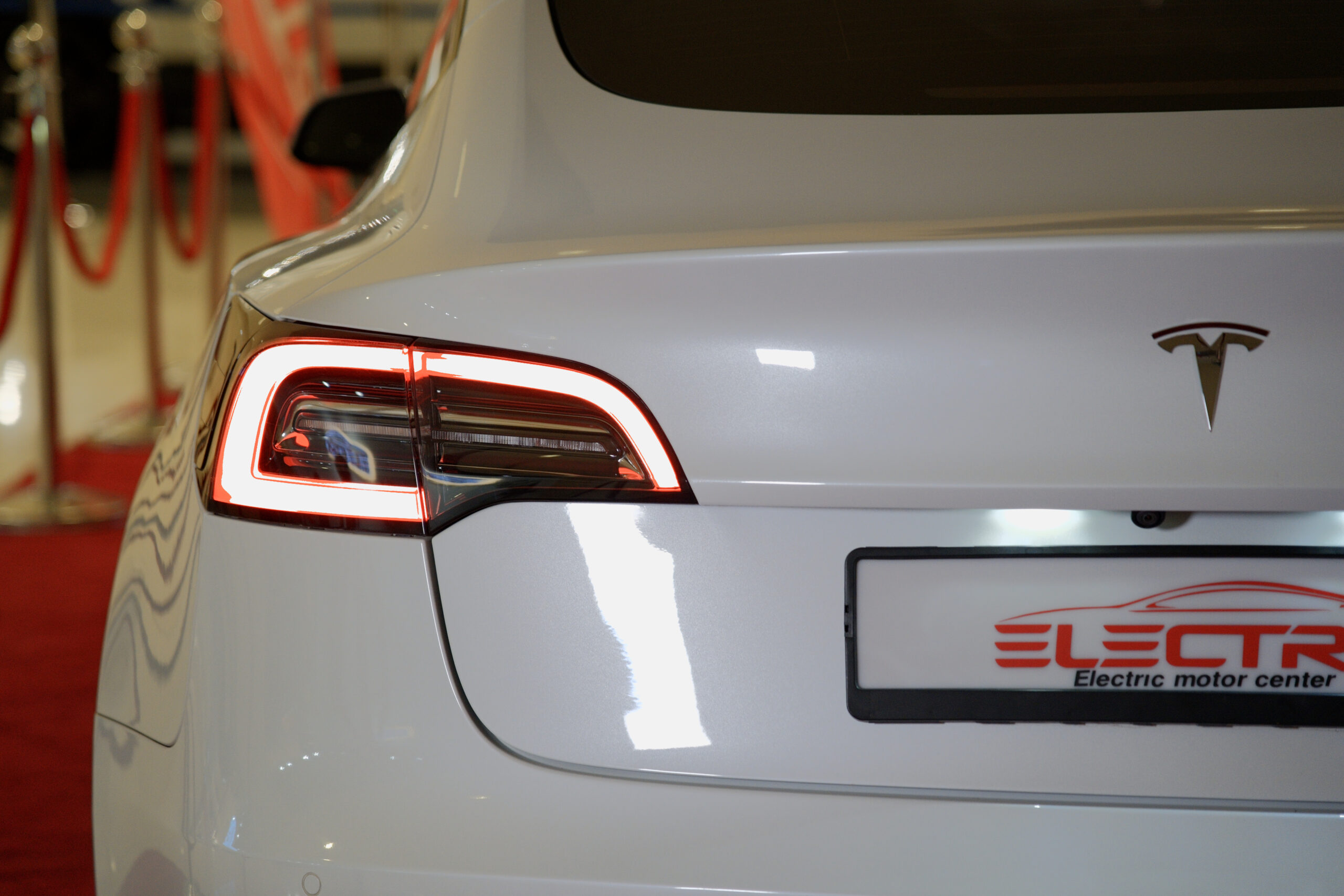 
								Tesla Model 3 Long Range 2022 full									