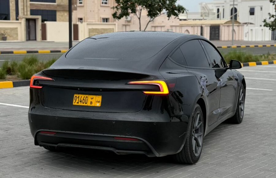 
								Tesla Model 3 Standard Range Plus 2021 full									