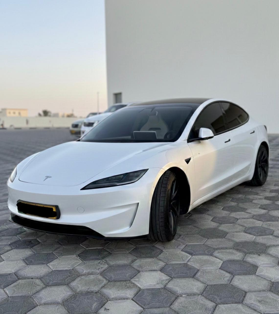 
								Tesla Model 3 Performance AWD 2024 full									