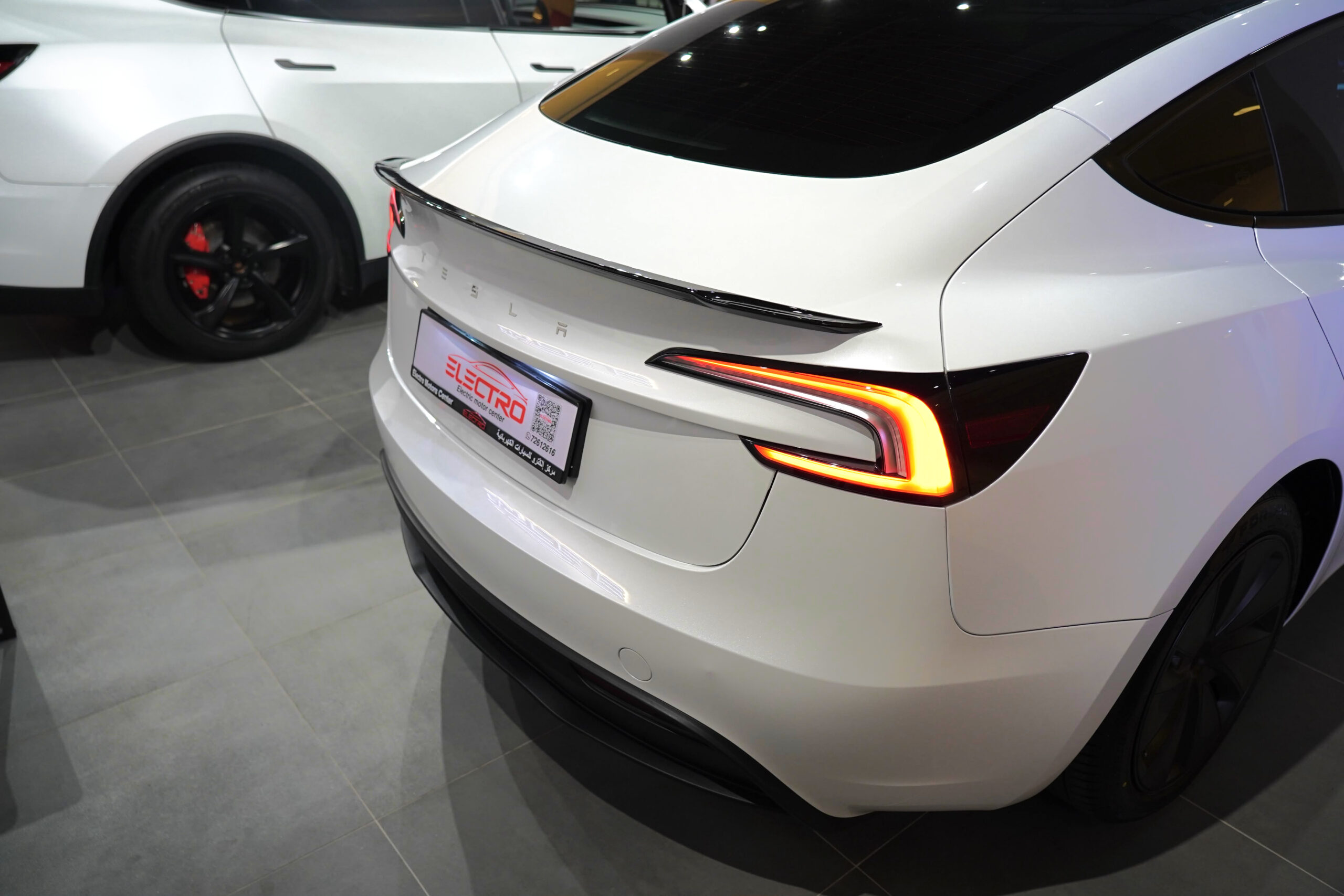 
								Tesla Model 3 Standard Range Plus RWD 2025 full									