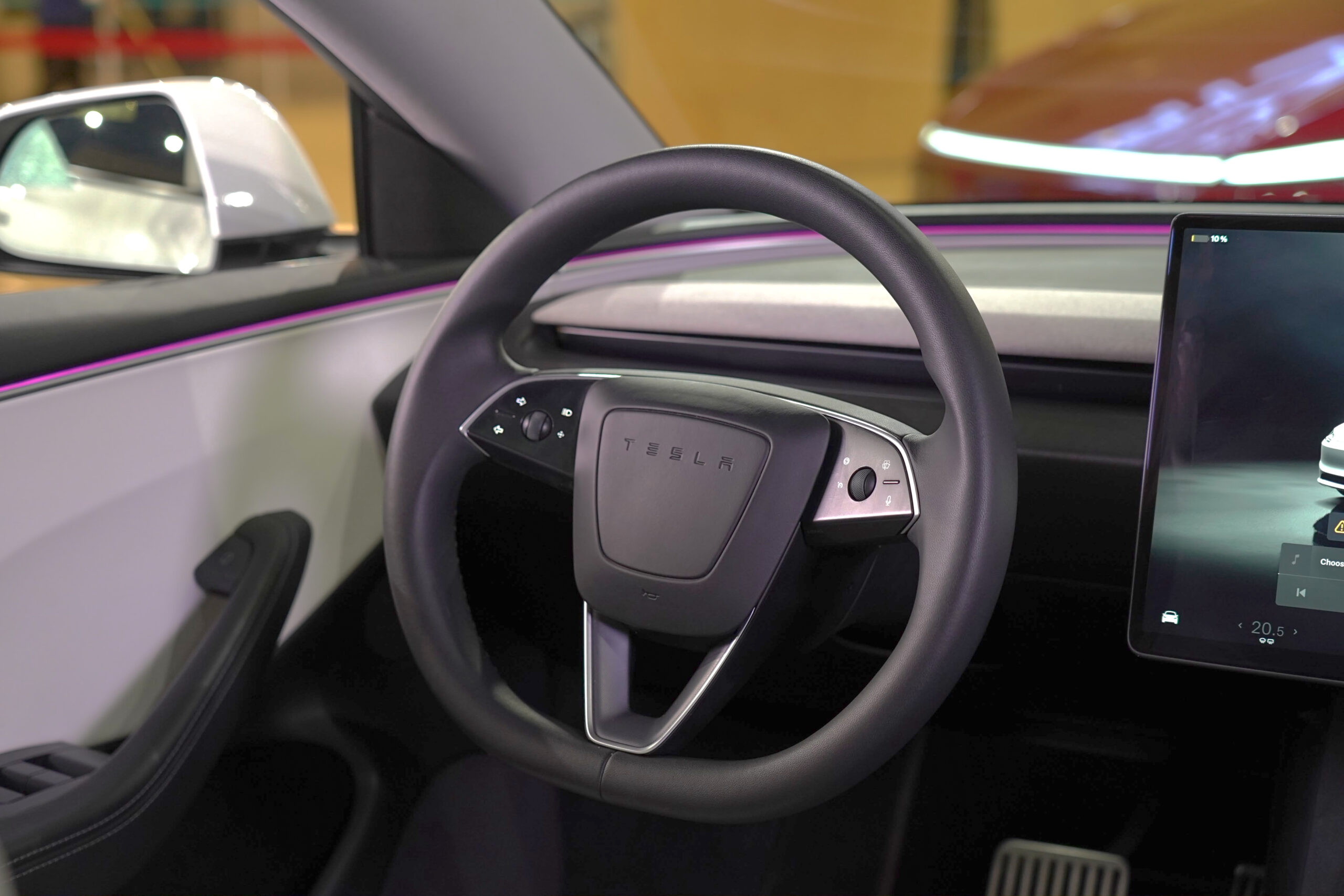 
								Tesla Model 3 Standard Range Plus RWD 2025 full									