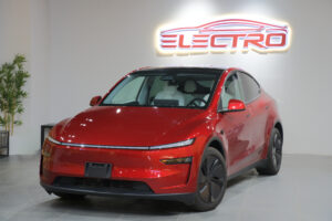Tesla Model Y Long Range AWD 2025